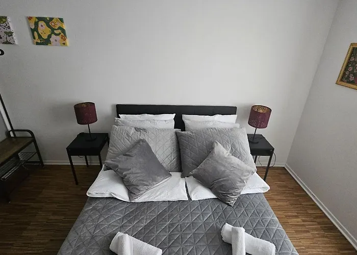80 M2 Moderne Und Zentrale Wohnung In Hannover Mit Eigenem Parkplatz